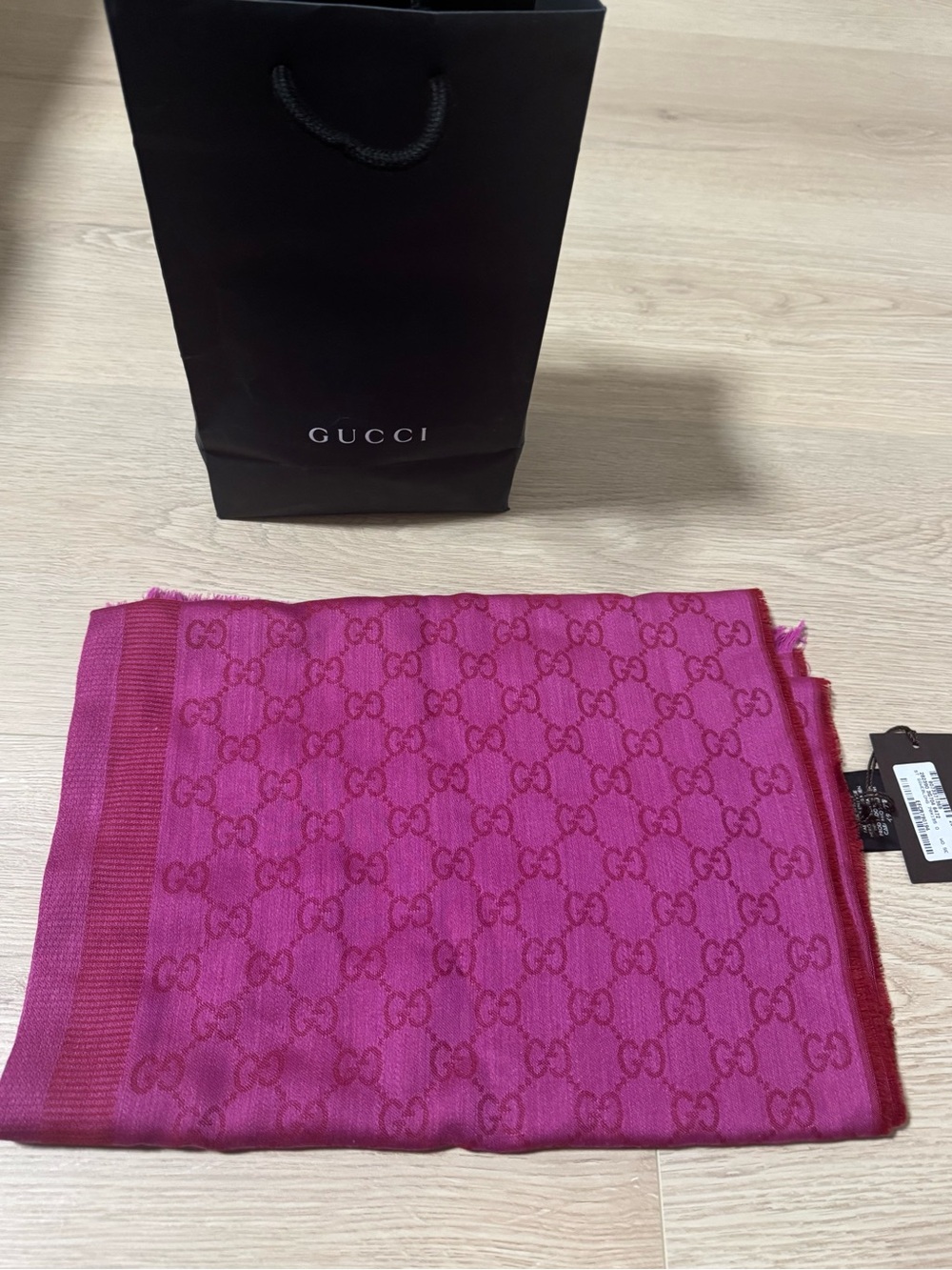 Gucci Fuchsia GG Jacquard Silk-Blend Scarf